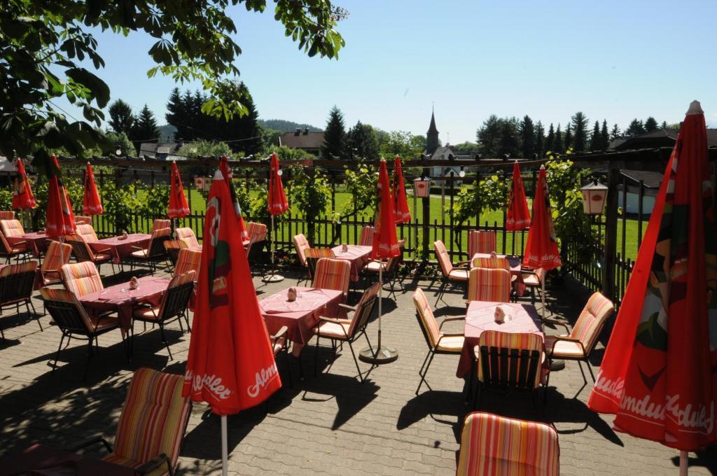 Gasthof Bacher Hotel Villach Exterior photo