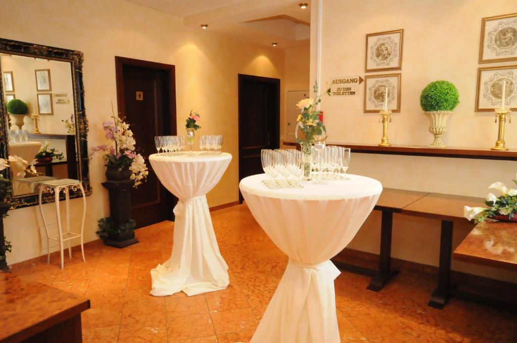 Gasthof Bacher Hotel Villach Exterior photo