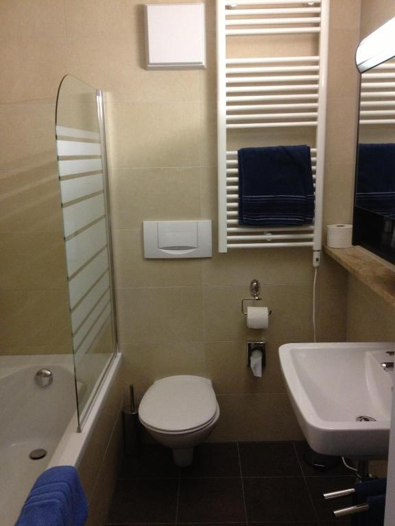 Gasthof Bacher Hotel Villach Room photo